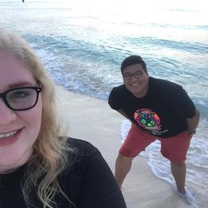 Meet your Posher, Leslie